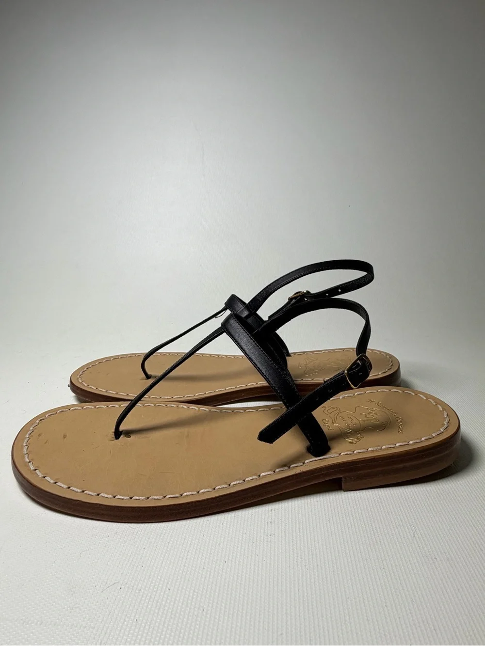 Il Sandalo Caprese T-Strap Sandals - sz 37